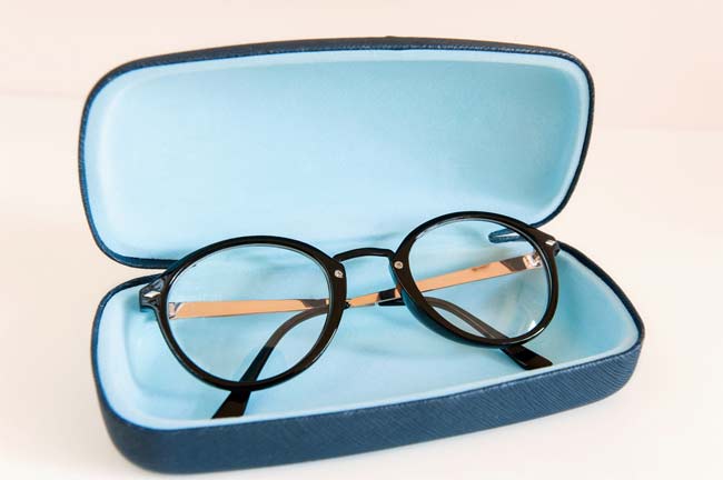 How to Make an Eyeglass Case