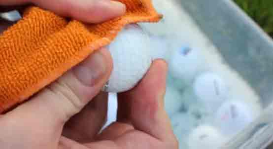 Best Way to Clean Dirty Golf Balls
