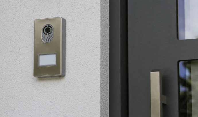 Top Five Reasons You Need a Video Doorbell System