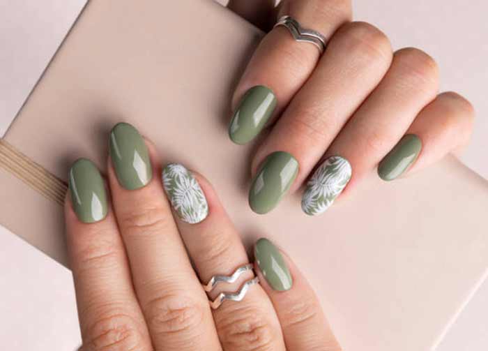 How Long Do Press-On Nails Last and What Can You Do To Make Them Last?